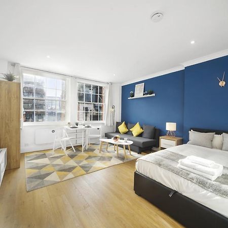 Studio Apartment By Homely Stays Londra Exterior foto